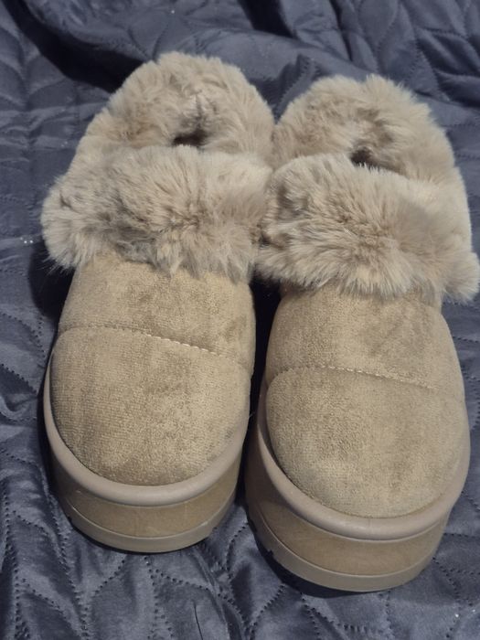 Buty zimowe ocieplane