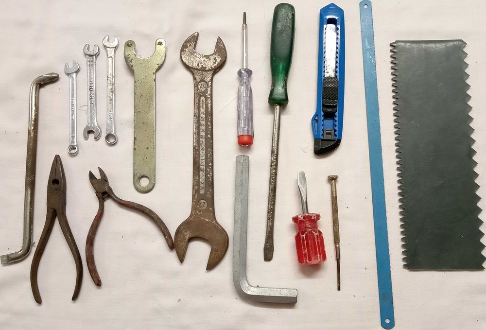 Ferramentas diversas usadas, lote ago1, tudo por 5€