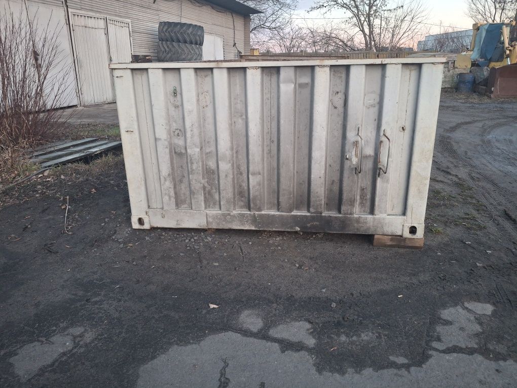 Половинка контейнера 6 м