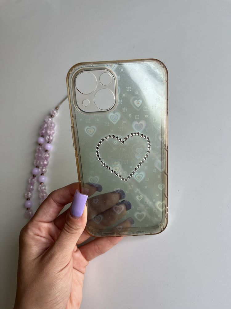 Etui case iphone 13 z ozdobną wkładką do etui i smyczą