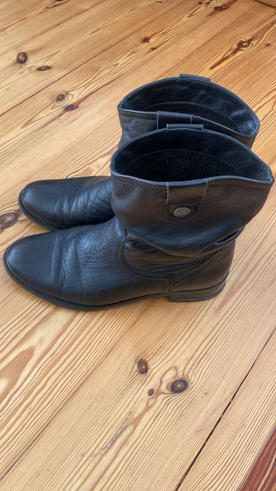 Czarne botki Lasocki 39