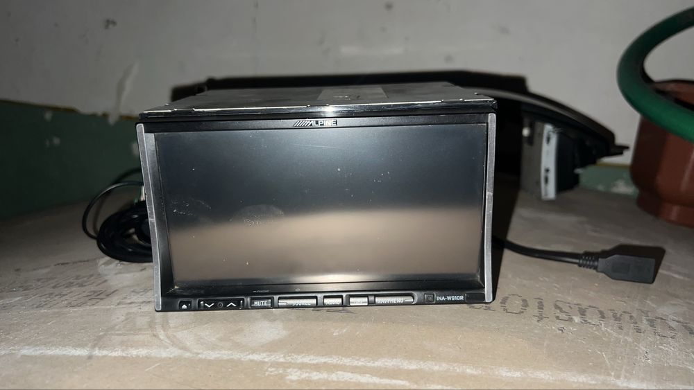 Alpine INA-W910R