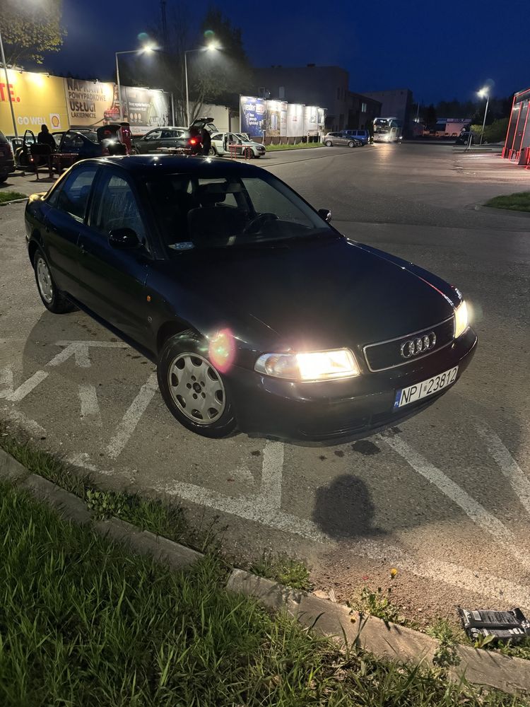 Audi a4 1.6 + gaz