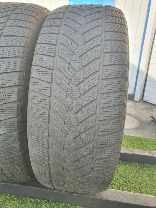 Good Year Ultragrip 255/50 R20
