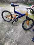 2 bicicletas  roda pequena -Totalmente funcionais