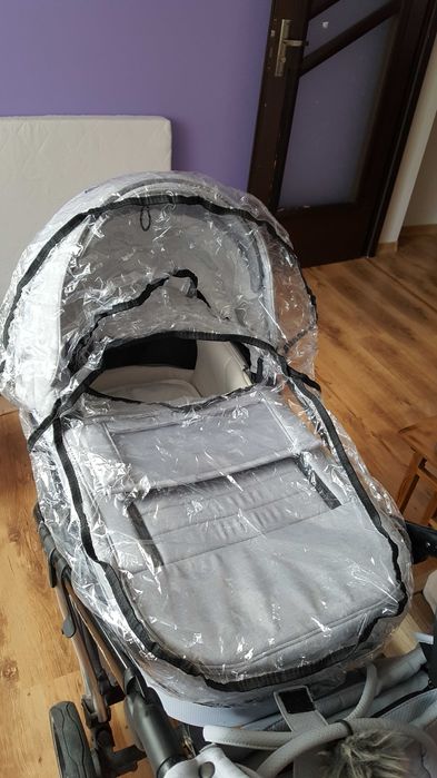 Wózek Adamex Belissa 2w1 gondola i spacerówka