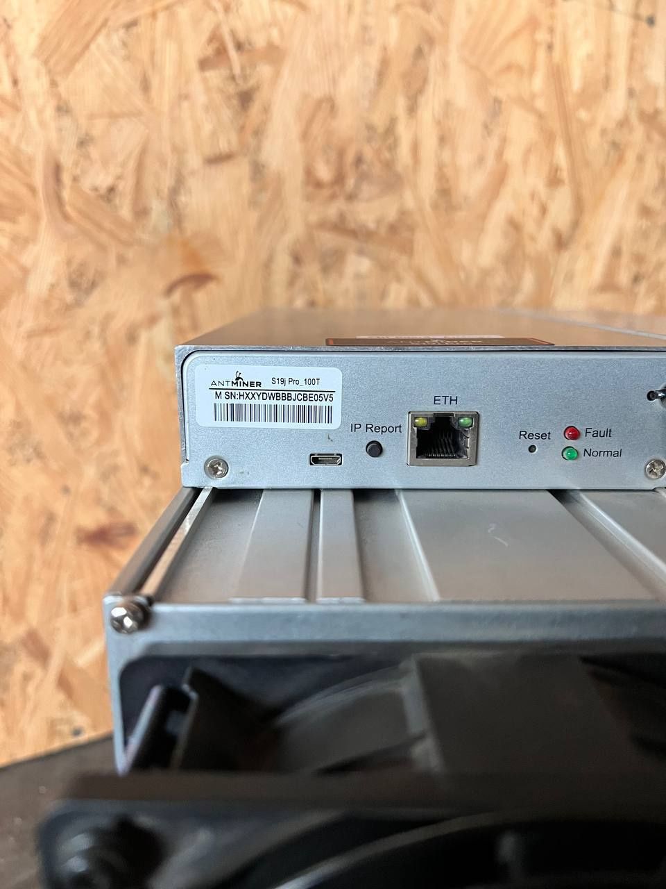 S19j pro 100th ASIC bitmain BTC miner відео роботи