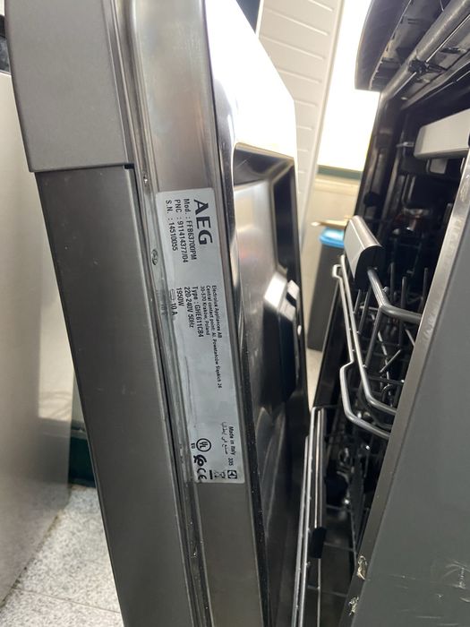 Máquina de Lavar Louça AEG