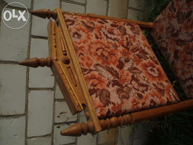 Продам стулья (Ретро)дубовые СССР,ручная работа,резьба 1960г.в.Обмен.