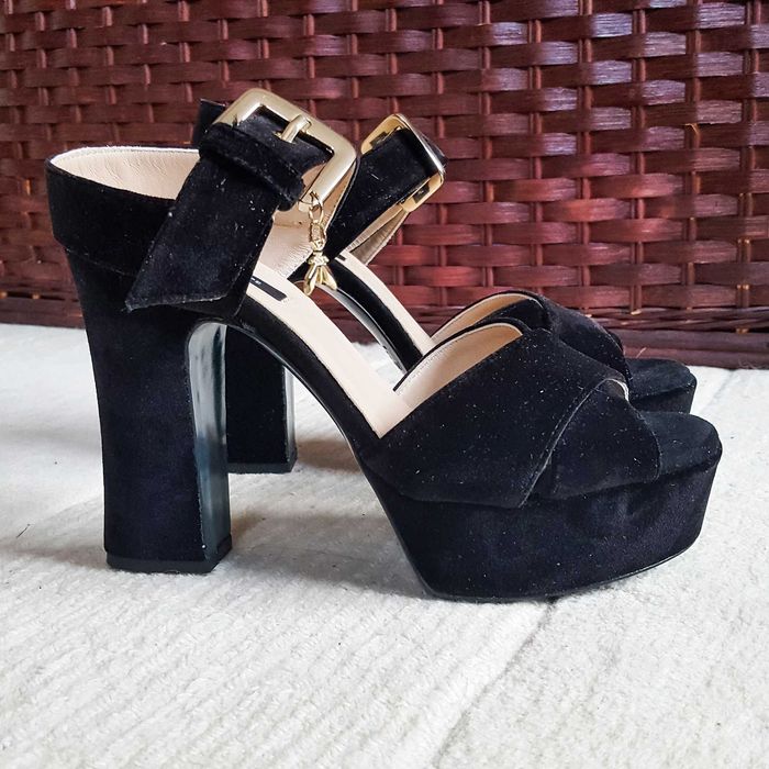 Wysokie sandały Patrizia Pepe, czarne, 38, okazja!