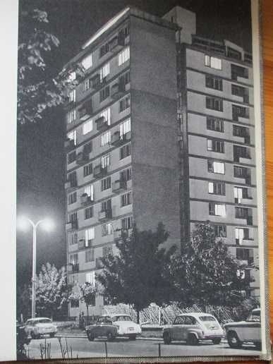 Wędrówki po Warszawie  - album / fotograficzny / Warszawa / stolica