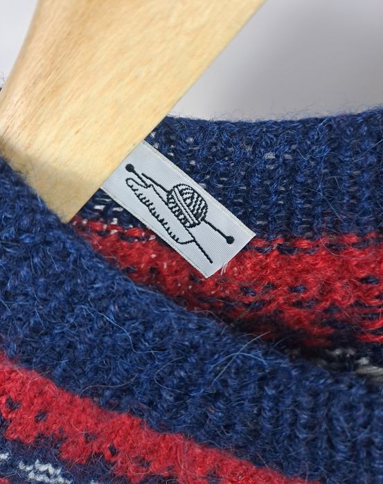 Dziecięcy ręcznie robiony sweter sweterek Norweski wzór r.110-116 cm