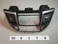 Hyundai/Kia Tucson TL 15- накладка торпедо з дефлекторами (97410D3000,
