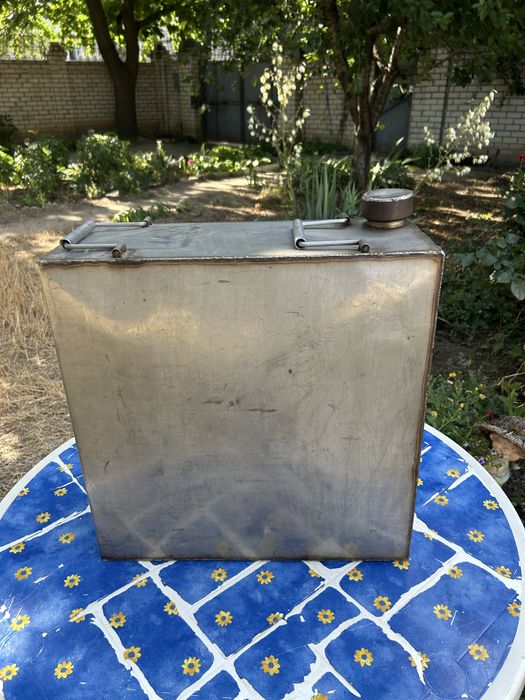 Канистра из НРЖ 40 л