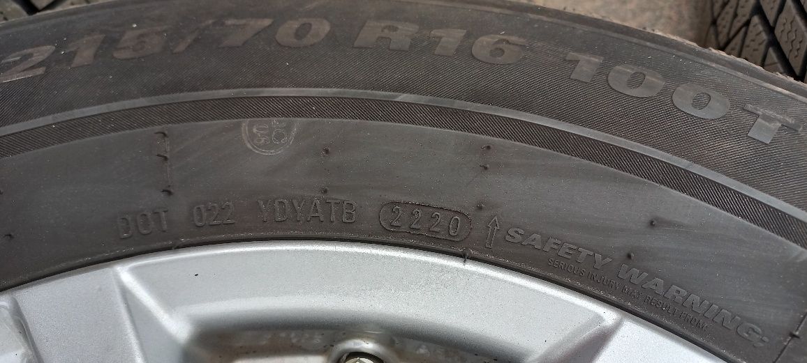 Диски і шини 215/70 R16