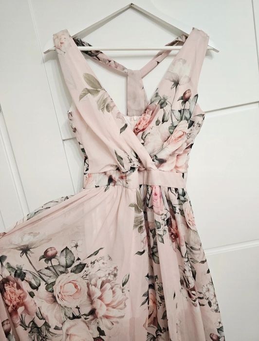 Śliczna sukienka maxi w kwiatowym princie w rozmiarze 36/S