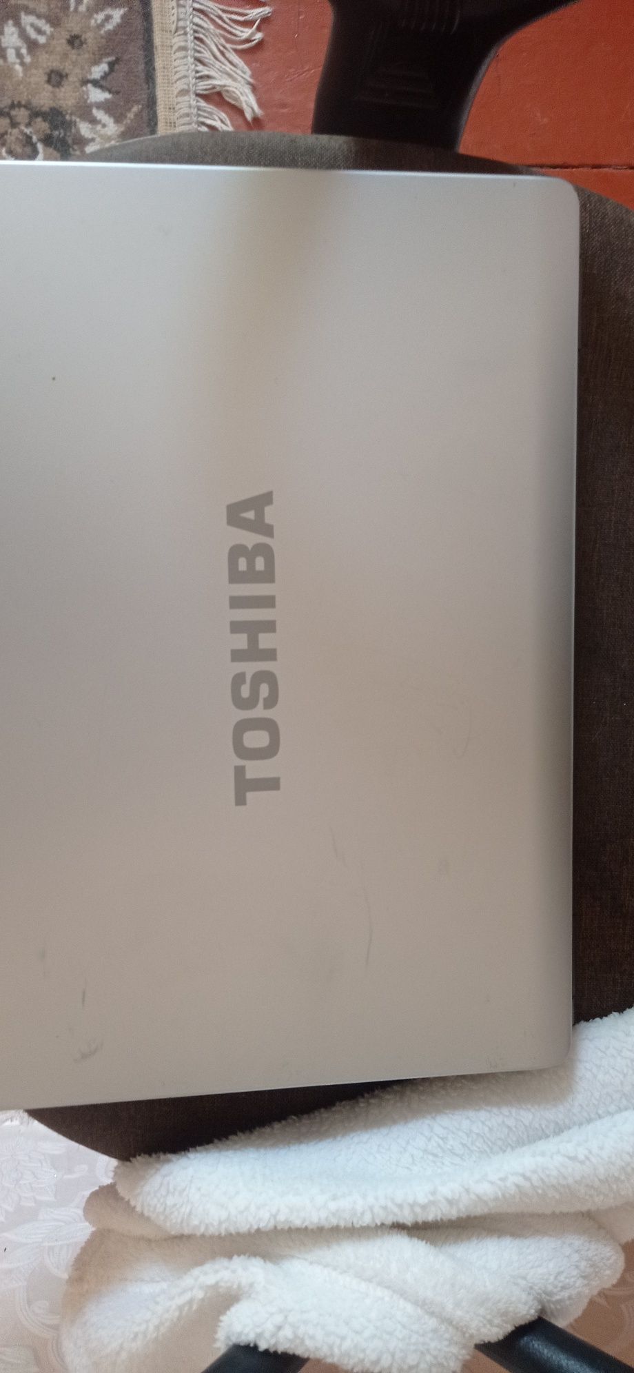 Ноутбук на запчасти Toshiba