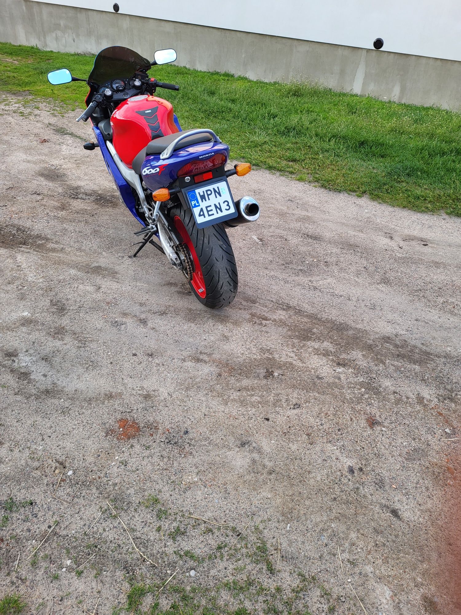 Sprzedam hondę CBR f4