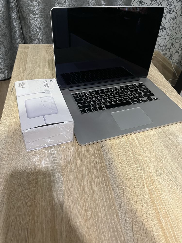 Macbook Pro Retina  СУПЕР ЦІНА! A1398 2015 i7 2.2Ghz | 16Gb Ram