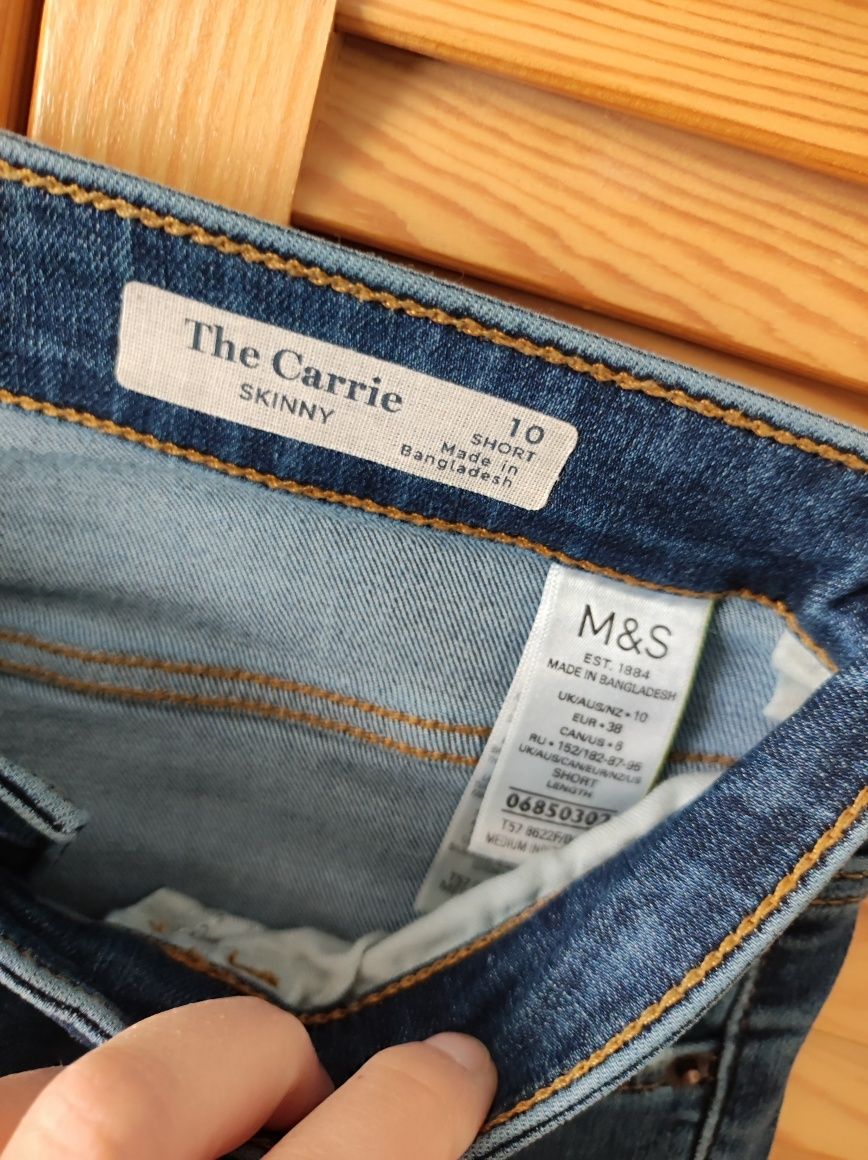 Jeansy skinny ..