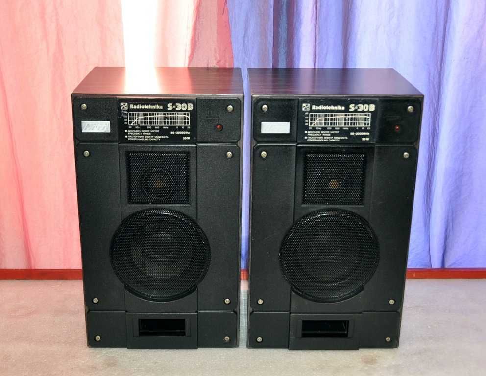 Идеальные колонки отличное звучание  Radiotehnika  30В Доставка