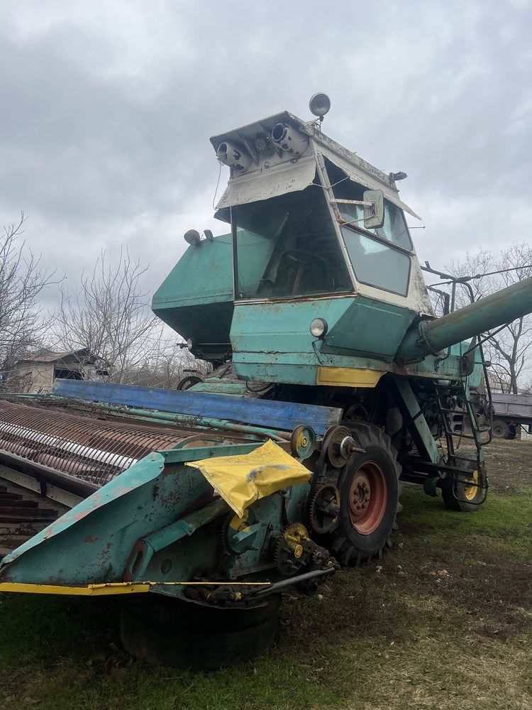 Комбайн Нива СК-5 , двигун СМД-23 в хорошому стані