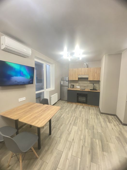 Оренда 1 кімнатна студия новобудова