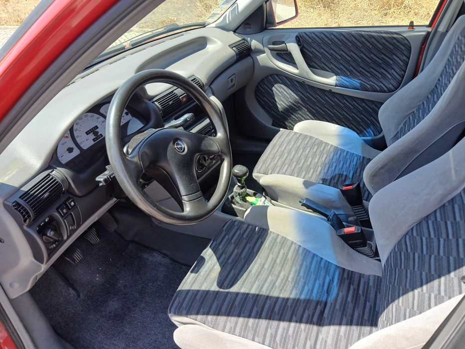 Opel Astra GT 1.4