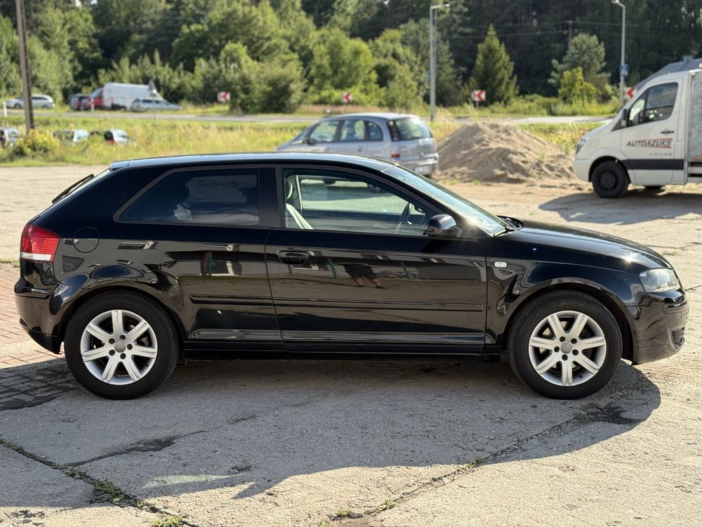 Audi A3 8P 1.9 TDI 140KM Sprowadzony ZAREJESTROWANY Klima BOSE Alu HAK
