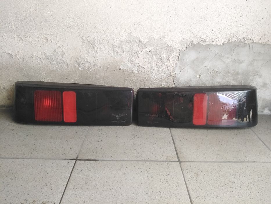 Conjunto de farolins Ford Sierra