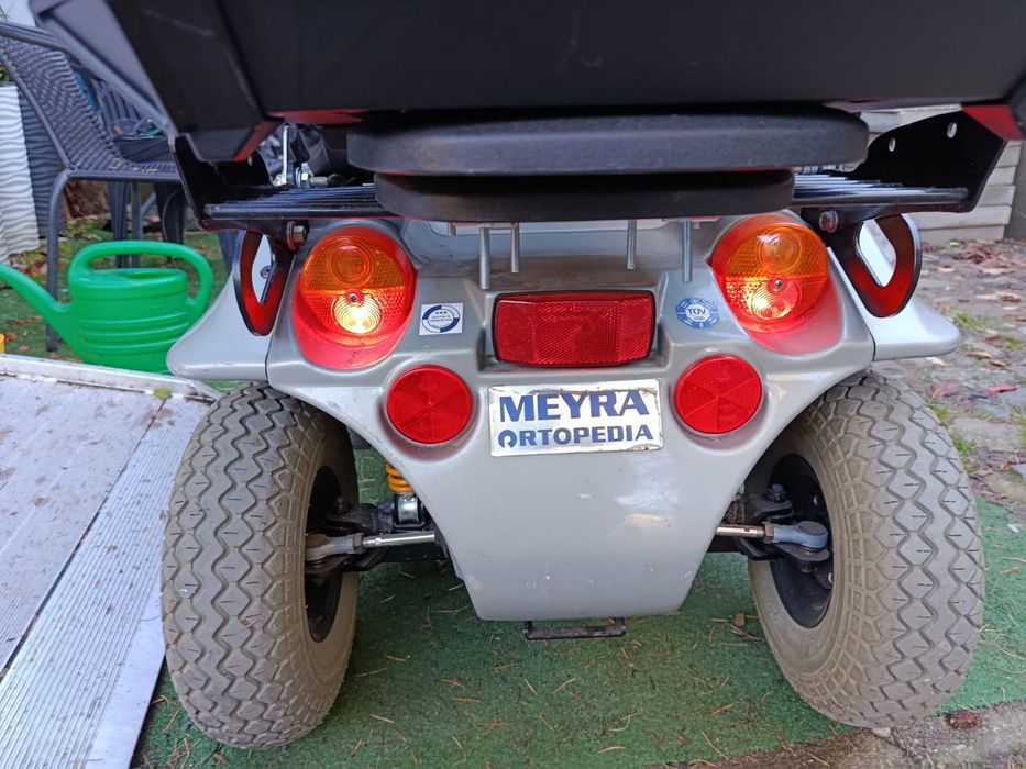 Wózek inwalidzki elektryczny