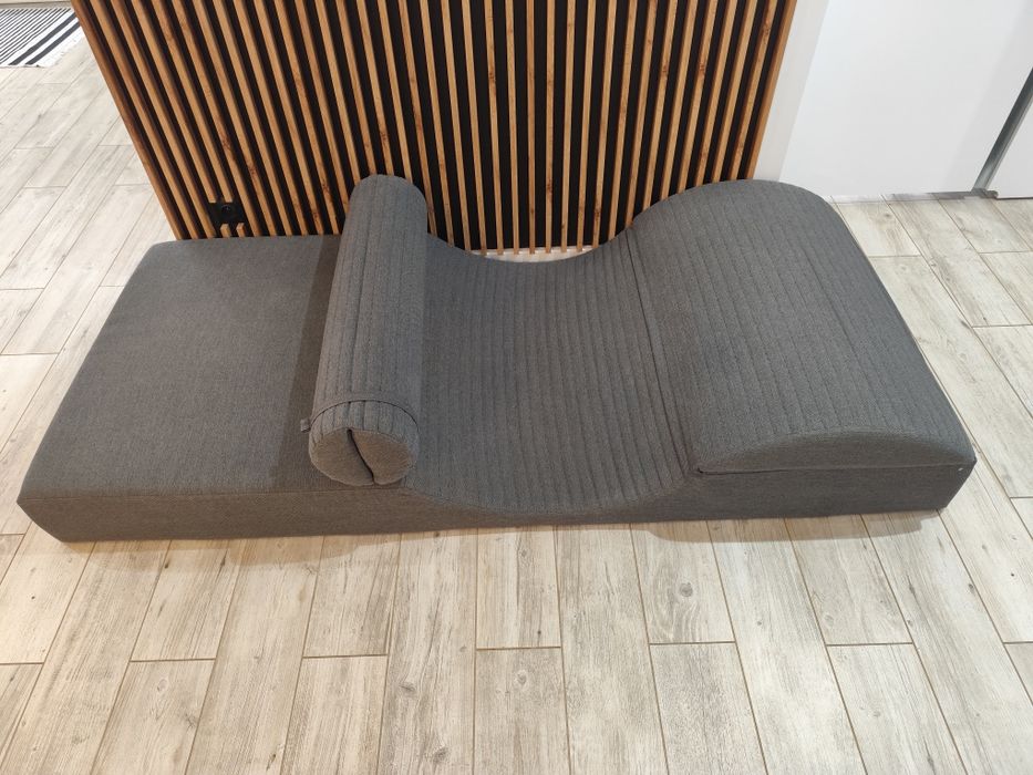 Materac pełzający VOX z wałkiem 90x200