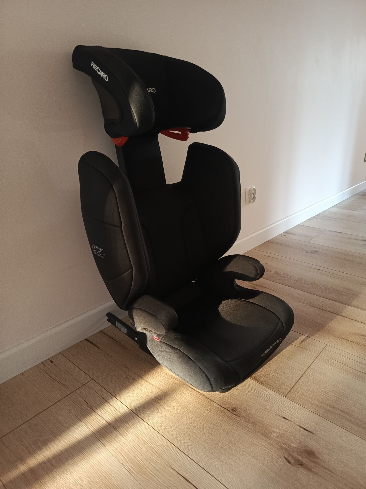 Sprzedam fotelik RECARO 15/36