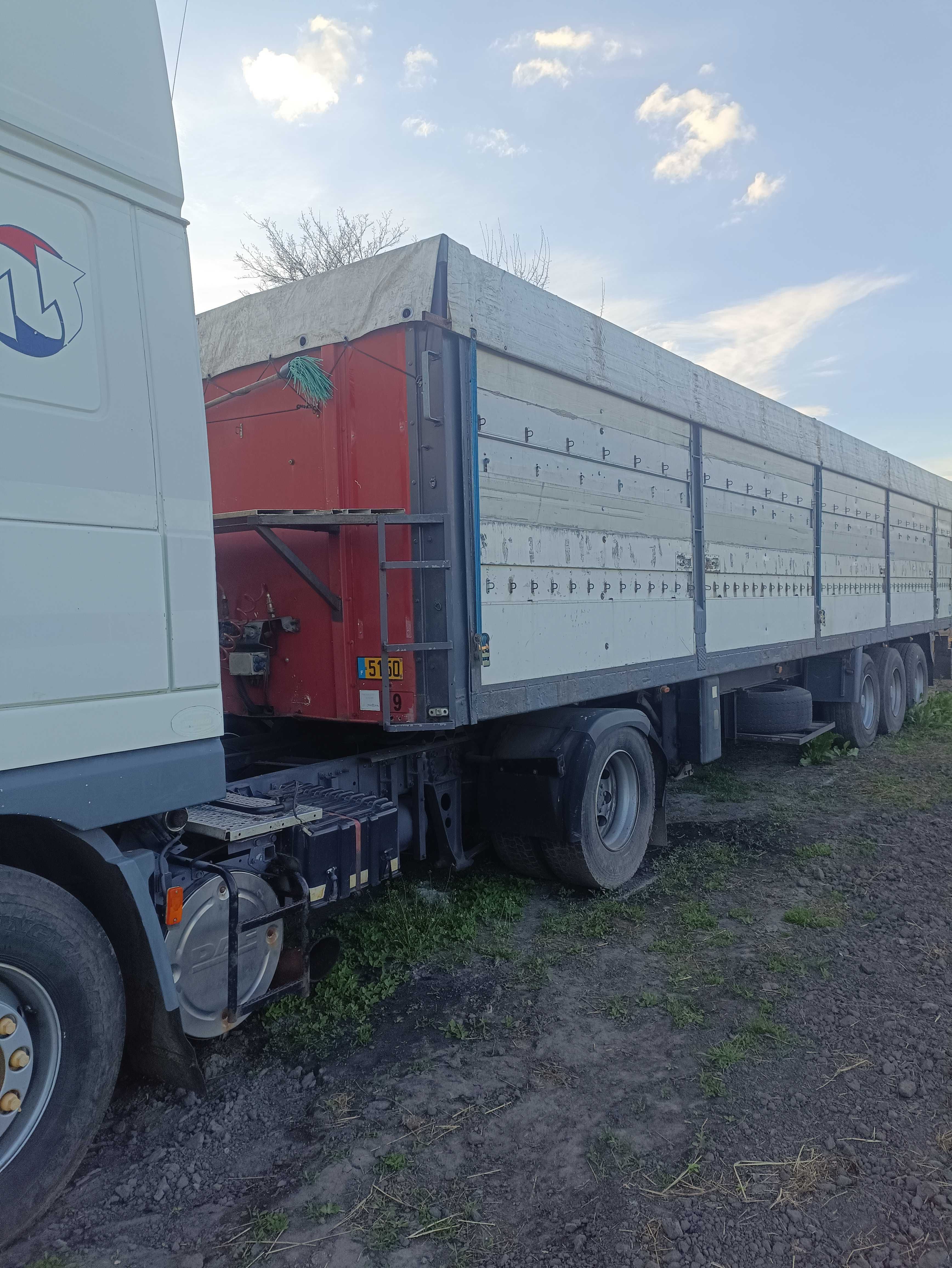 Напівпричіп зерновоз