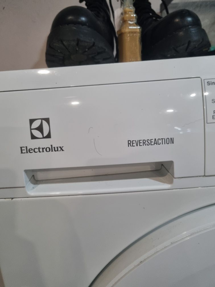Maquina de secar electrolux