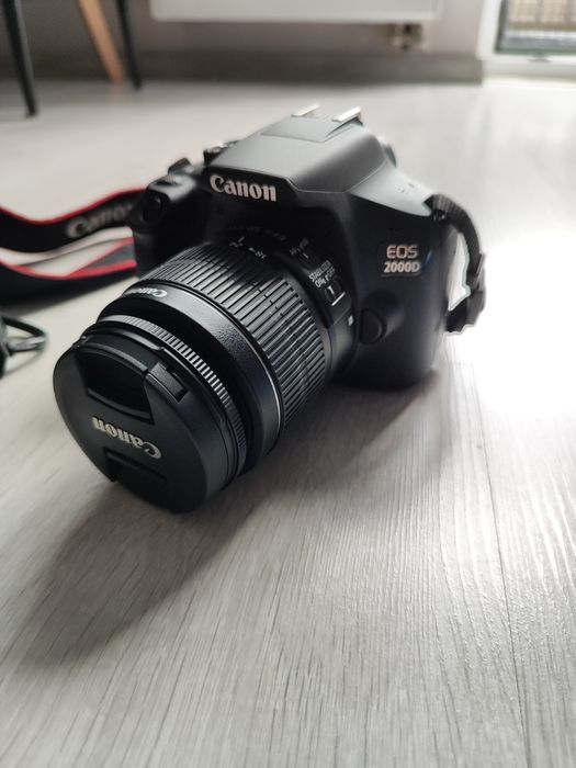 Canon EOS 2000d + obiektyw 18-55 IS II