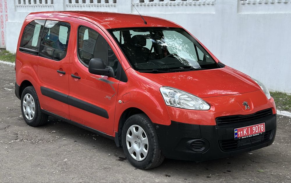 Продам Peugeot Partner Electro 2013 24 квт 133.000 км
