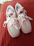 Buty Nike 36 dla dziewczynki