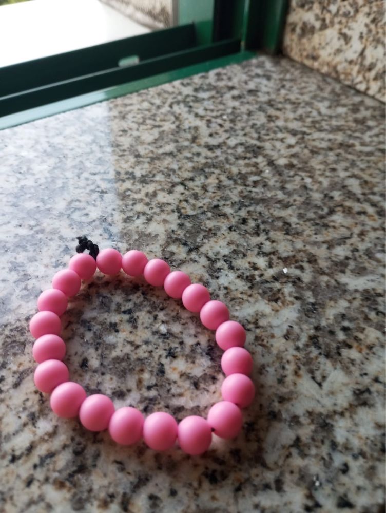 Lindas pulseiras e colares