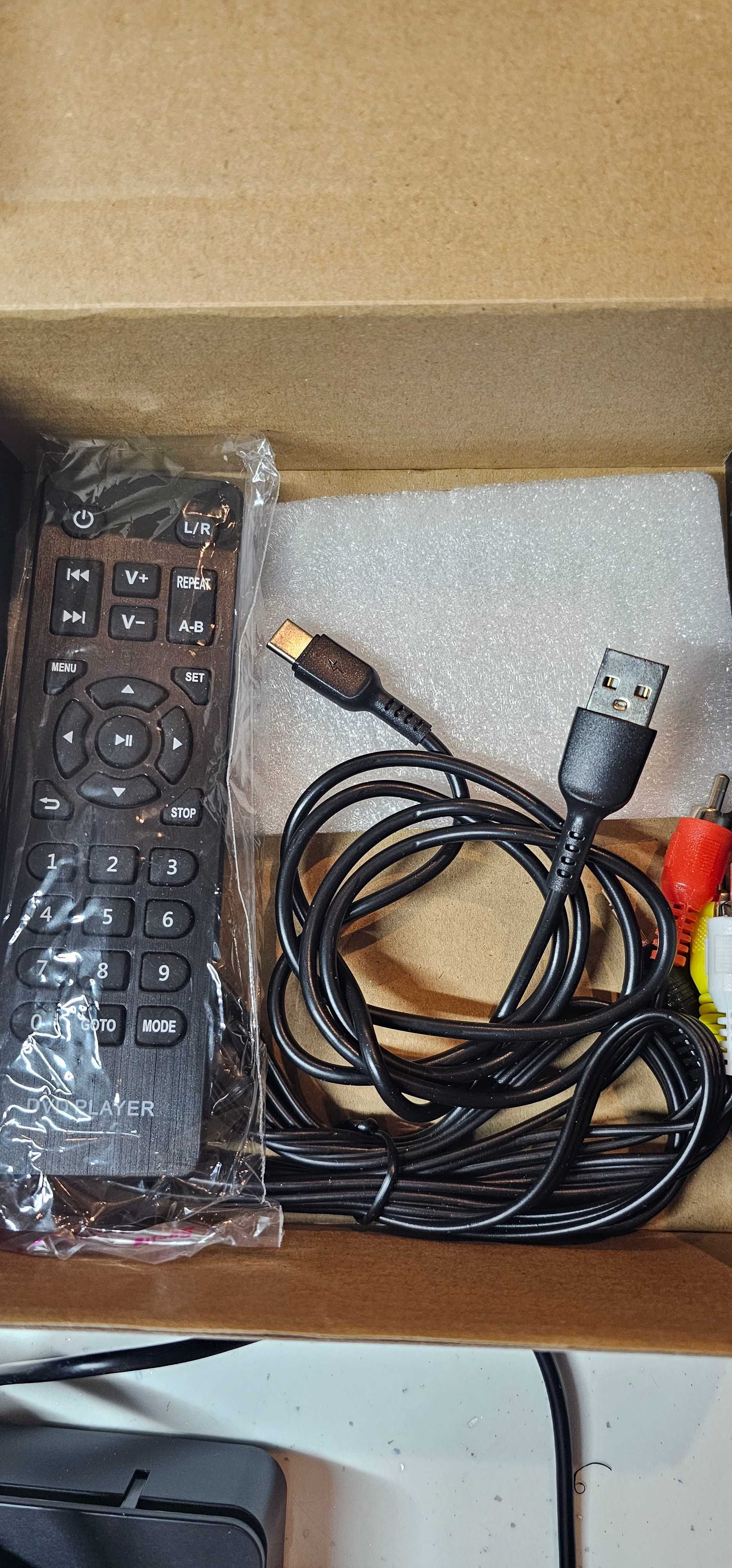 Dvd player.Odtwarzacz DVD KC-708 z Czujnikiem Dotykowym i Pilotem
