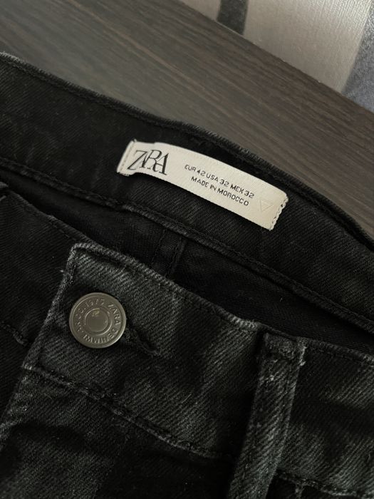 Класні чорні джинси zara