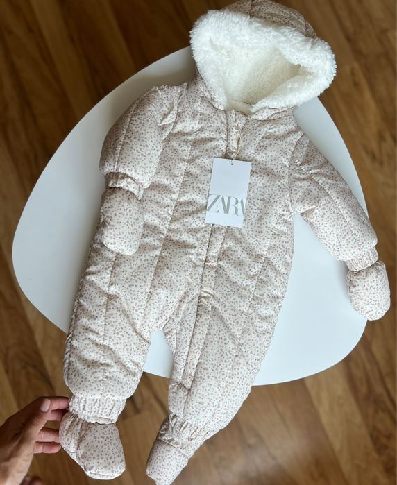 Zimowy kombinezon ZARA (rozmiar 68) stan idealny.