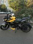 Pulsar Bajaj NS200