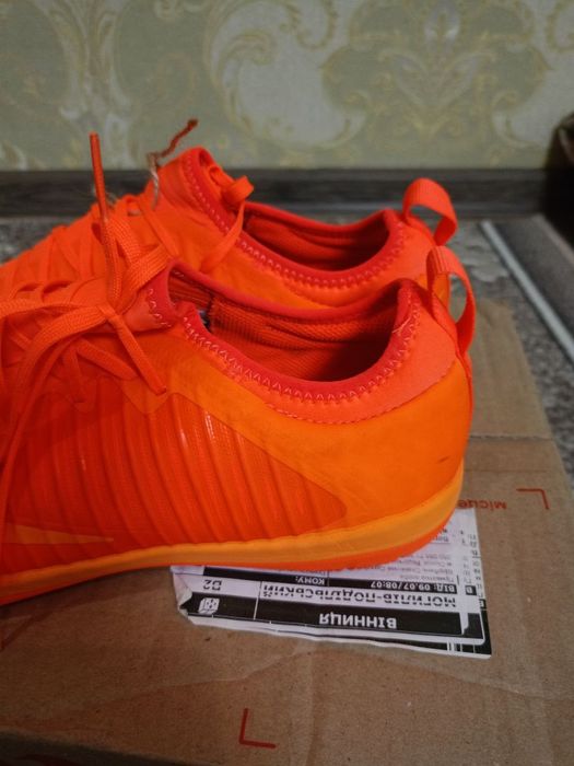 Футзалки Nike Mercurial. Стан 9.5+/10. Розмір: 41