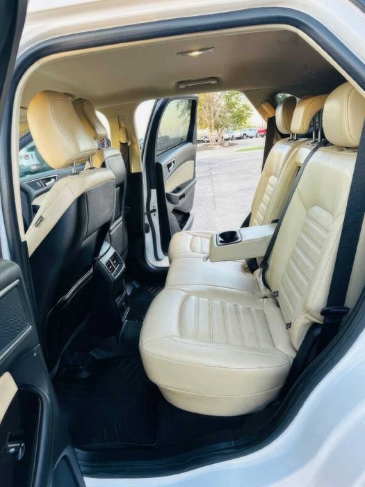 Ford Edge SEL      2020