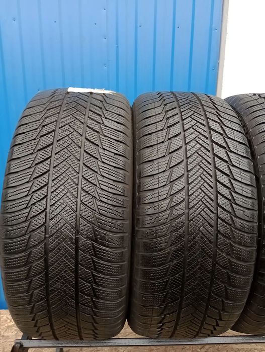 OPONY ZIMOWE 4x 275/45 R20 110V BRIDGESTONE BLIZZAK LM001 RUNFLAT
