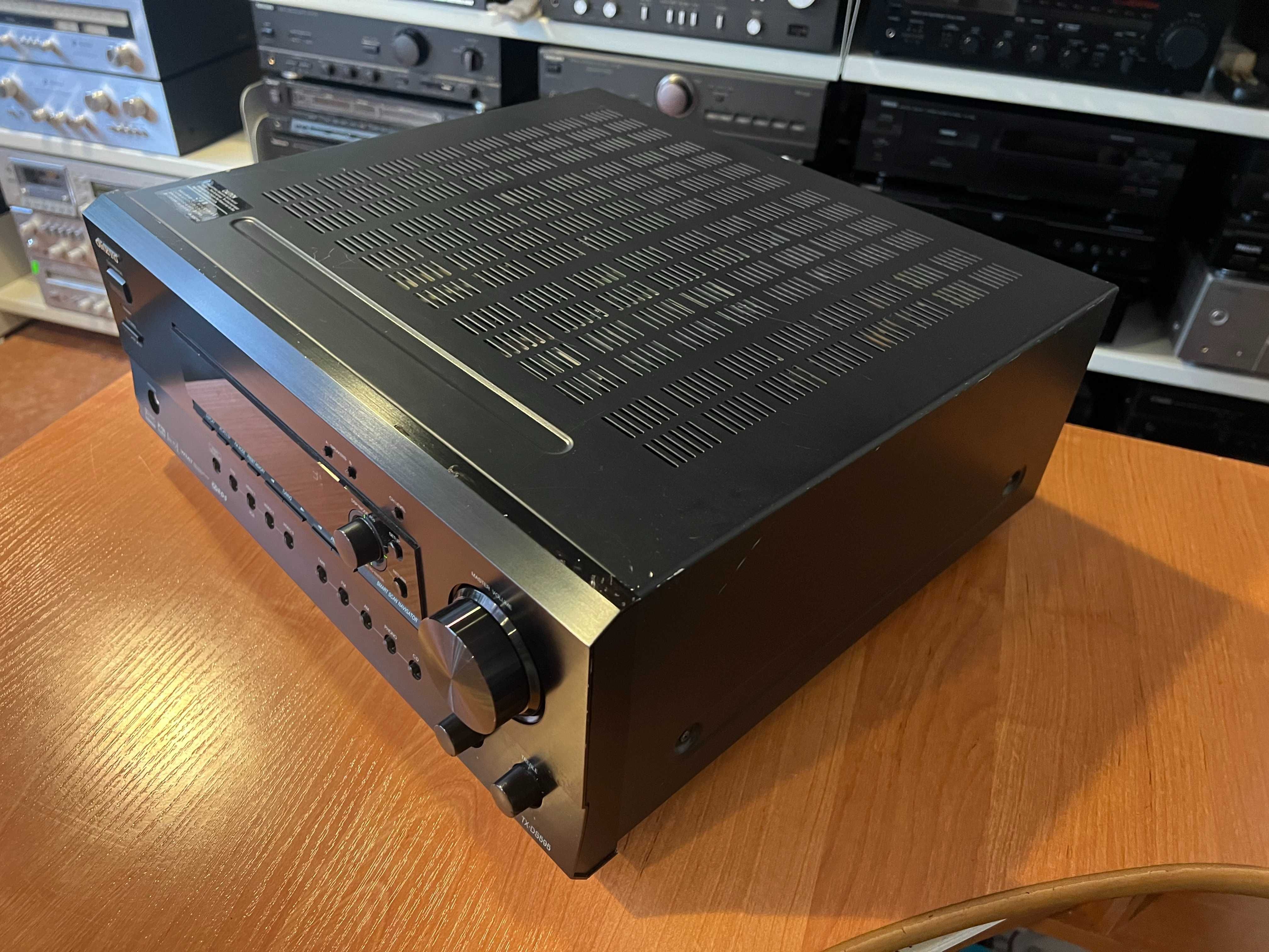 Amplituner kina domowego Onkyo TX-DS595 Audio Room