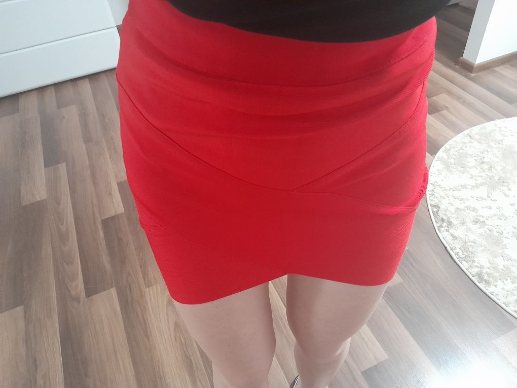 Spódnica mini święta sylwester wysoki stan  czerwona xs s  przekładana