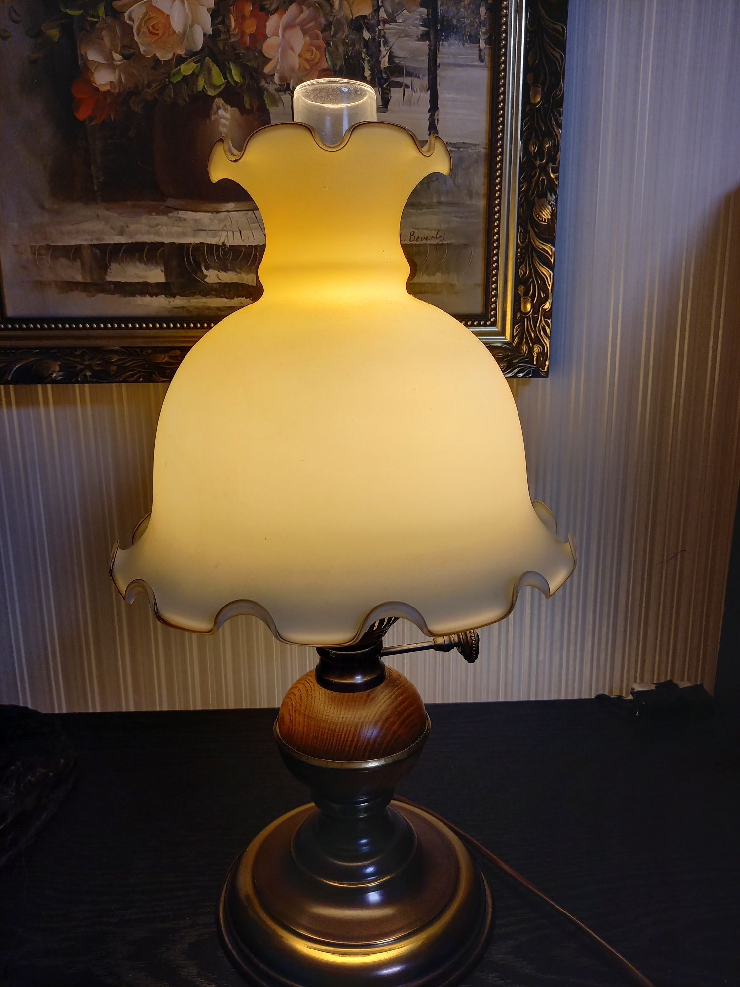 Rzadkość...stara lampa mosiężno drewniana