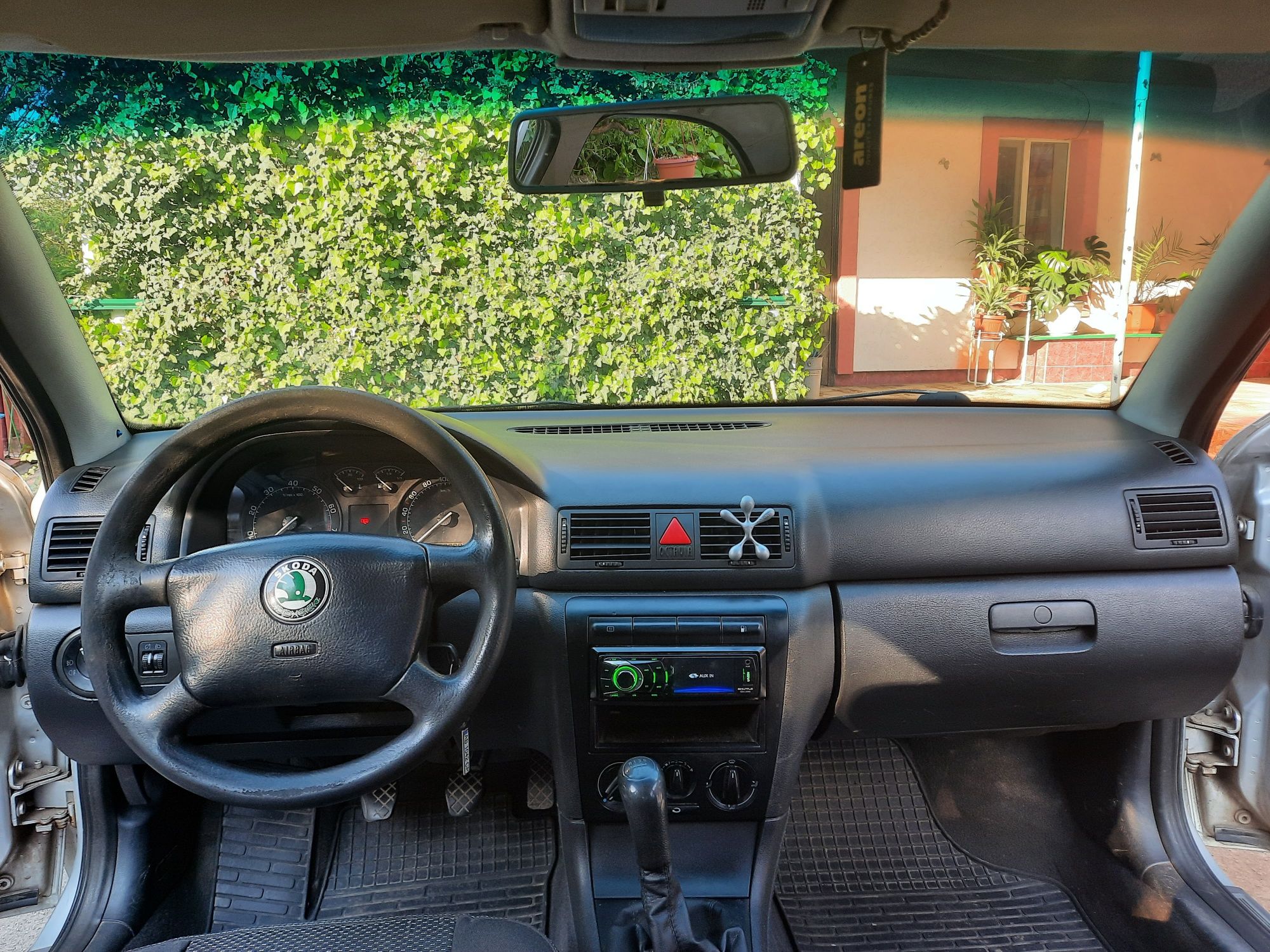 Продам Skoda Octavia Tour 2004, 1,6mpi